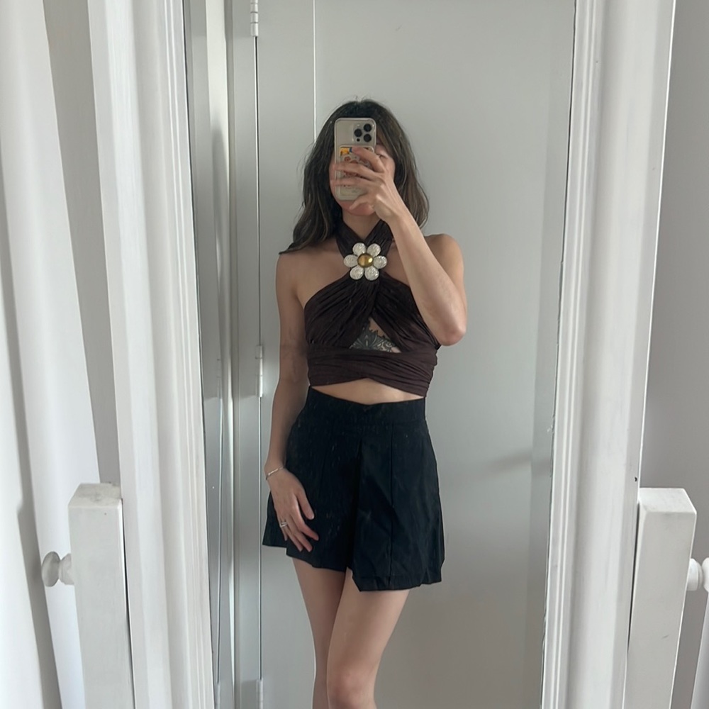 Area daisy rhinestone wrap top halter crop top